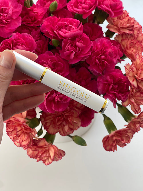 Beauty While You Sleep: Why PM Is the Best Time to Use Lash Serum